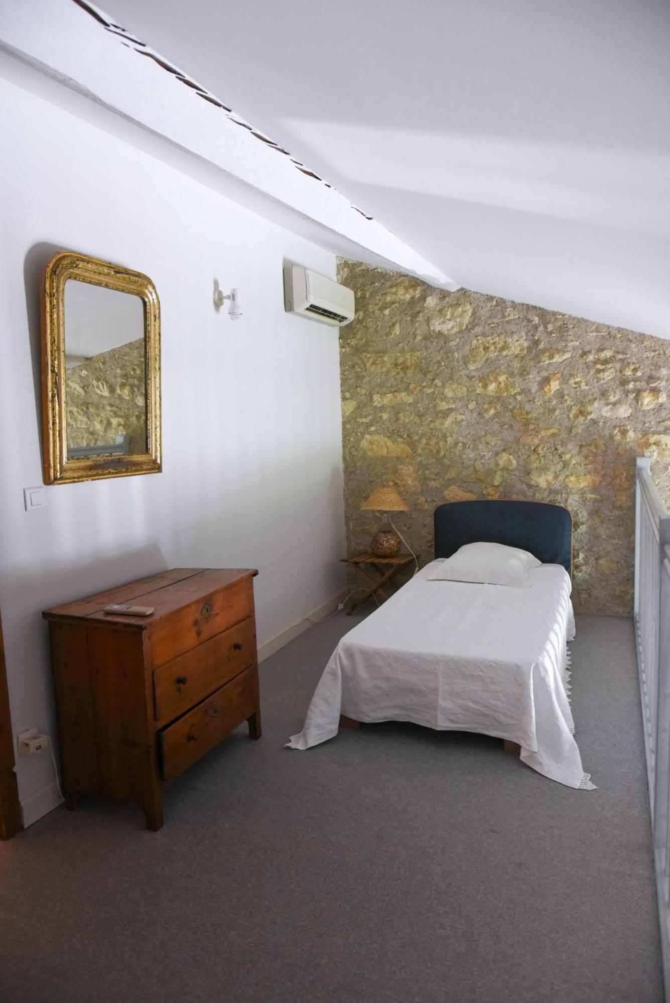 La Bergerie De L'etang Bed and breakfast Montels (Herault)